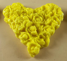 8 x Edible 3D 45mm Heart Clusters, icing toppers, cake cupcakes decorations T094