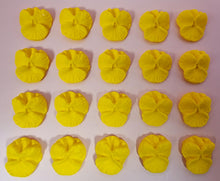 20 x Edible 3D 30mm violets violet flowers icing toppers, cake cupcakes decorations T003