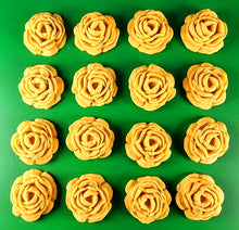 16 x Edible 3D 30mm roses rose flowers icing toppers, cake cupcakes decorations T010