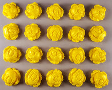 20 x Edible 3D 23mm high detail roses rose flowers icing toppers, cake cupcakes decorations T018