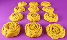 12 x Edible 3D 36mm large roses rose flowers icing toppers, cake cupcakes decorations T013