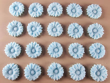 20 x Edible 3D 20mm flower flowers icing toppers, cake cupcakes decorations T021