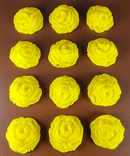 12 x Edible 3D 34mm large roses rose flowers icing toppers, cake cupcakes decorations T011