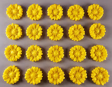 20 x Edible 3D 20mm flower flowers icing toppers, cake cupcakes decorations T020