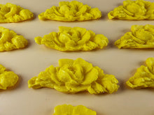 12 x Edible 3D 55mm Rose Bunches, icing toppers, cake cupcakes decorations T080