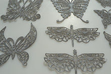 24 x Simply Heaven Edible Pre-Made Ready to Use Edible Cake Lace Made from mat 2