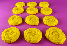 12 x Edible 3D 36mm large roses rose flowers icing toppers, cake cupcakes decorations T013