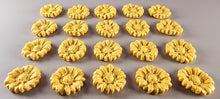 20 x Edible 3D 20mm flower flowers icing toppers, cake cupcakes decorations T020