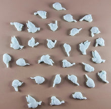30 x Edible 3D 10mm Small Birds Bird icing toppers, cake cupcakes decorations T039