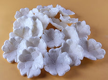 20 x Edible 3D 30mm Primula Primrose Flowers, icing toppers, cake cupcakes decorations T068