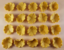 20 x Edible 3D 30mm Primula Primrose Flowers, icing toppers, cake cupcakes decorations T068