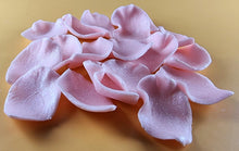 18 x Edible 3D 36mm Rose Petals icing toppers, cake cupcakes decorations T044