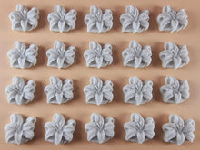 20 x Edible 3D 20mm flower flowers icing toppers, cake cupcakes decorations T022