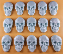 15 x Edible 3D 42mm Skulls, Skull icing toppers, cake cupcakes decorations T040