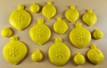 15 x Edible 3D 50mm Christmas Baubles, icing toppers, cake cupcakes decorations T091