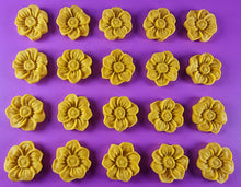 20 x Edible 3D 22mm flower flowers icing toppers, cake cupcakes decorations T025