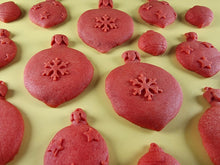 15 x Edible 3D 50mm Christmas Baubles, icing toppers, cake cupcakes decorations T091