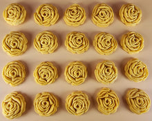 20 x Edible 3D 25mm roses rose flowers icing toppers, cake cupcakes decorations T008