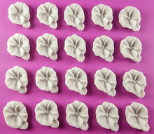 20 x Edible 3D 18mm flower flowers icing toppers, cake cupcakes decorations T033