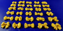 30 x Edible 3D small bows bow icing toppers, cake cupcakes decorations T012