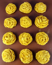12 x Edible 3D 34mm large roses rose flowers icing toppers, cake cupcakes decorations T011