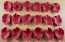 18 x Edible 3D 36mm Rose Petals icing toppers, cake cupcakes decorations T044