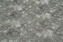 1 x Simply Heaven Edible Pre-Made Ready to Use Edible Cake Lace made from mat 65