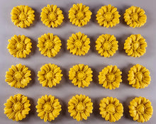 20 x Edible 3D 20mm flower flowers icing toppers, cake cupcakes decorations T020