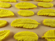 20 x Edible 3D 50mm Feather Set, icing toppers, cake cupcakes decorations T075