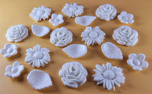 20 Piece Edible 3D Bouquet Flower set, icing toppers, cake cupcakes decorations T070