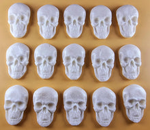 15 x Edible 3D 42mm Skulls, Skull icing toppers, cake cupcakes decorations T040
