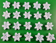 20 x Edible 3D 20mm flower flowers icing toppers, cake cupcakes decorations T034