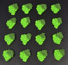 16 x Edible 3D green grapes grape fruit vegetables icing toppers, cake cupcakes decorations