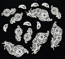 30 x Simply Heaven Edible Pre-Made Ready to Use Edible Cake Lace made from mat 44
