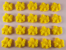20 x Edible 3D 20mm flower flowers icing toppers, cake cupcakes decorations T022