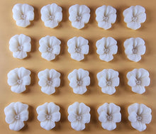 20 x Edible 3D 20mm flower flowers icing toppers, cake cupcakes decorations T027