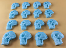 16 x Edible 3D 25mm Skulls, Halloween, icing toppers, cake cupcakes decorations T093
