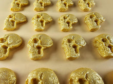 16 x Edible 3D 25mm Skulls, Halloween, icing toppers, cake cupcakes decorations T093