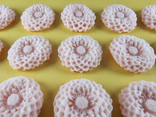 15 x Edible 3D Large Dahlia flowers, icing toppers, cake cupcakes decorations T078