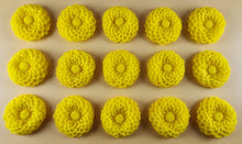 15 x Edible 3D Large Dahlia flowers, icing toppers, cake cupcakes decorations T078