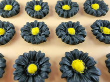 12 x Edible 3D 22mm flowers icing toppers, cake cupcakes decorations T104