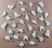 30 x Edible 3D 10mm Small Birds Bird icing toppers, cake cupcakes decorations T039