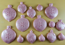 15 x Edible 3D 50mm Christmas Baubles, icing toppers, cake cupcakes decorations T091