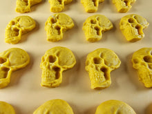 16 x Edible 3D 25mm Skulls, Halloween, icing toppers, cake cupcakes decorations T093