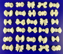 30 x Edible 3D small bows bow icing toppers, cake cupcakes decorations T012