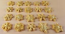 20 x Edible 3D 20mm Small Snowflakes icing toppers, cake cupcakes decorations T062
