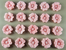 20 x Edible 3D 20mm flower flowers icing toppers, cake cupcakes decorations T019