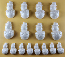 16 x Edible 3D 45mm Snowmen Snowman, Christmas icing toppers, cake cupcakes decorations T096