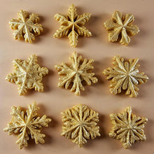 9 x Edible 3D 30mm Snowflakes Snow icing toppers, cake cupcakes decorations T063