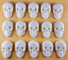 15 x Edible 3D 42mm Skulls, Skull icing toppers, cake cupcakes decorations T040
